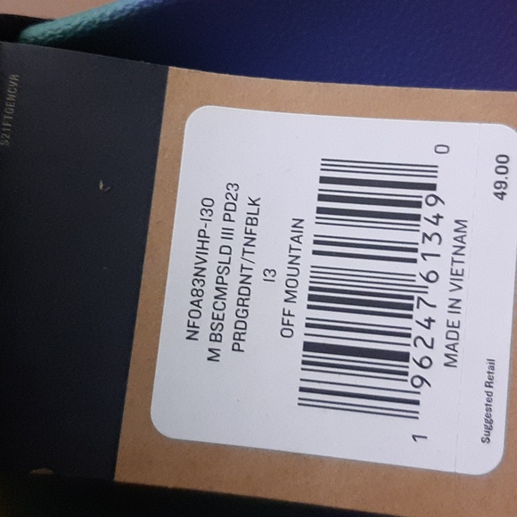 New. The North Face Basecamp III Pride Slides. Size 13. - Picture 6 of 6